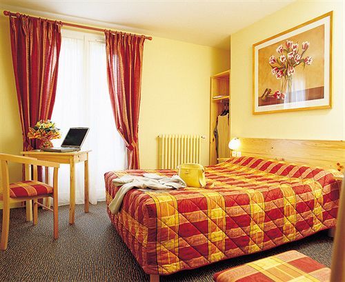 Logis Hotel Auberge De L'Etang Magnac-Bourg Ngoại thất bức ảnh