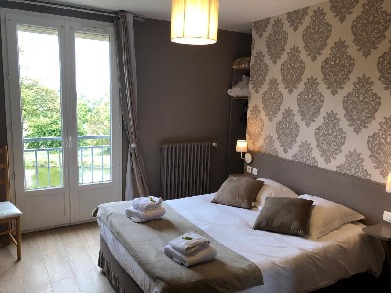 Logis Hotel Auberge De L'Etang Magnac-Bourg Ngoại thất bức ảnh