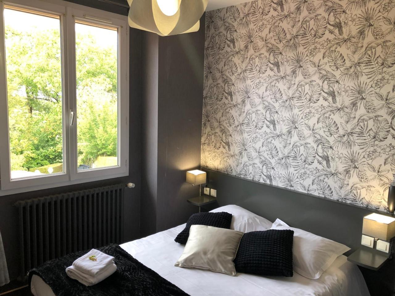 Logis Hotel Auberge De L'Etang Magnac-Bourg Ngoại thất bức ảnh